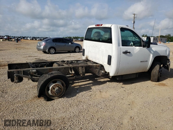 2014 Chevrolet Silverado 1500 with VIN 1GB3CZC8XEF133366, listed as a Copart auction lot 51223124 with Not Provided miles and Salvage Title. Bid and sale history available at DreamBid. Image 3.