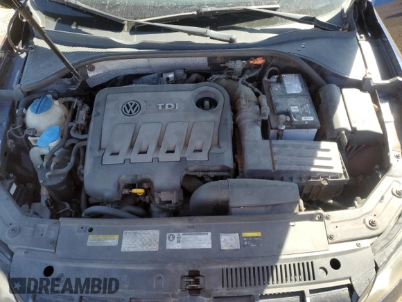 2014 Volkswagen Passat TDI SEL Premium with VIN 1VWCN7A30EC113188, listed as a Copart auction lot 49102755 with 257,649 mi miles and Salvage Title. Bid and sale history available at carsss.com. Image 11.