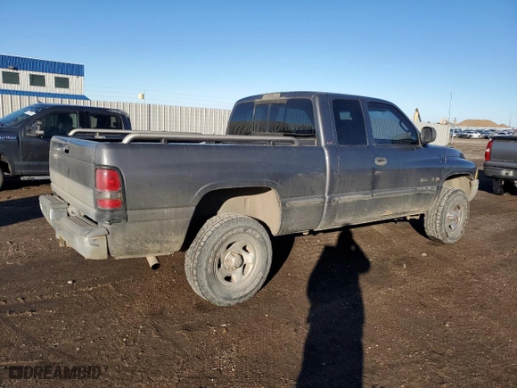 1999 Dodge Ram 1500 with VIN 3B7HF13Z4XG160048, listed as a Copart auction lot 84405374 with 237,247 mi miles and Salvage Title. Bid and sale history available at carsss.com. Image 3.