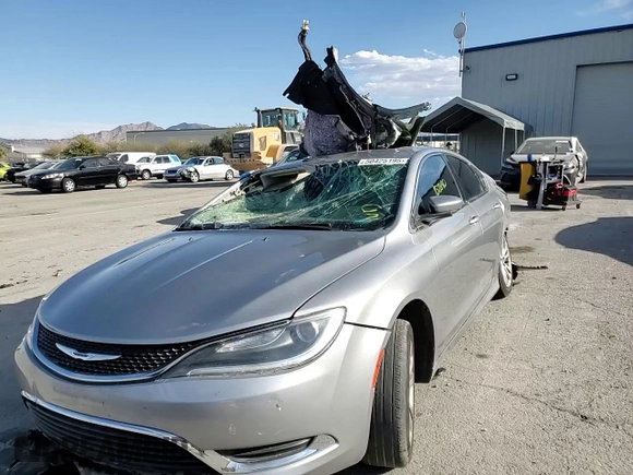 2016 Chrysler 200 Limited with VIN 1C3CCCAB1GN123720, listed as a Copart auction lot 50425195 with 152,890 mi miles and Salvage Title. Bid and sale history available at carsss.com. Image 10.