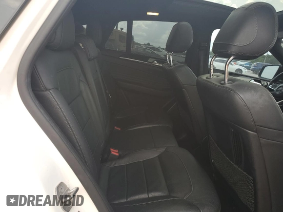 2018 Mercedes-Benz GLE 43 AMG z VIN 4JGED6EB3JA124567, wystawiony jako Copart lot #59154315 z przebiegiem 104 761 mil mil oraz Czysty tytuł • Clean title. Historia ofert i sprzedaży dostępna na DreamBid. Obrazek 10.