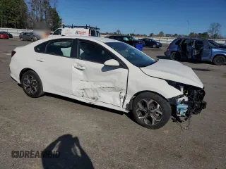 2021 Kia Forte LXS with VIN 3KPF24ADXME372181, listed as a Copart auction lot 49399475 with 18,153 mi miles and Salvage Title. Bid and sale history available at carsss.com. Image 4.