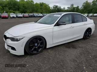 2013 BMW 3 Series 328i z VIN WBA3C1C50DF437420, wystawiony jako Copart lot #58960575 z przebiegiem 150 607 mil mil oraz Tytuł czysty. Historia ofert i sprzedaży dostępna na DreamBid. Obrazek 1.