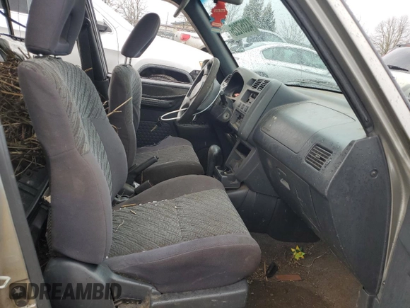 2000 Toyota RAV4 with VIN JT3HP10V7Y7169097, listed as a Copart auction lot 43357225 with 295,509 mi miles and Salvage title. Bid and sale history available at DreamBid. Image 7.