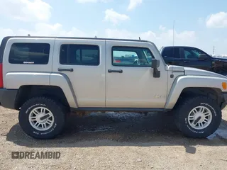 2006 Hummer H3 z VIN 5GTDN136168194601, wystawiony jako IAAI lot #42065182 z przebiegiem 176 165 mil mil oraz . Historia ofert i sprzedaży dostępna na DreamBid. Obrazek 13.