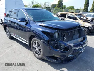 2019 Infiniti QX60 LUXE with VIN 5N1DL0MN9KC559199, listed as a IAAI auction lot 41931773 with 111,569 mi miles. Bid and sale history available at carsss.com. Image 1.