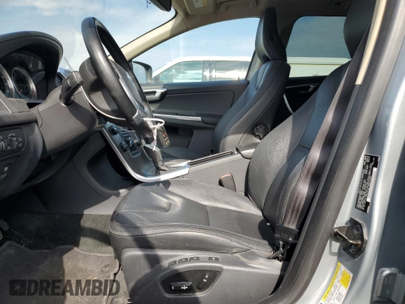 2013 Volvo XC60 T6 with VIN YV4902DZ2D2383555, listed as a Copart auction lot 47455365 with Not Provided miles and Salvage Title. Bid and sale history available at carsss.com. Image 7.
