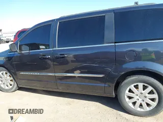 2014 Chrysler Town & Country Touring with VIN 2C4RC1BG0ER208505, listed as a IAAI auction lot 41775840 with 186,617 mi miles. Bid and sale history available at carsss.com. Image 15.