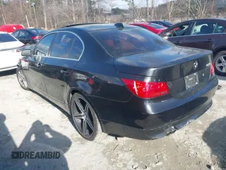 2007 BMW 5 Series 525i with VIN WBANE53517CW62137, listed as a IAAI auction lot 41163353 with 224,428 mi miles and . Bid and sale history available at carsss.com. Image 3.