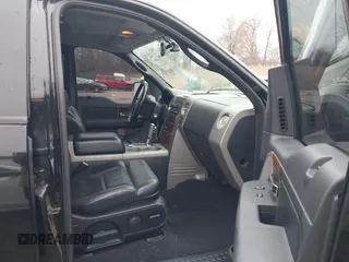 2004 Ford F-150 XLT with VIN 1FTPW14514KC04132, listed as a IAAI auction lot 41801246 with 224,488 mi miles. Bid and sale history available at carsss.com. Image 5.