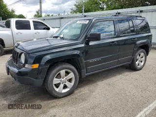 2013 Jeep Patriot Sport z VIN 1C4NJRBB7DD174135, wystawiony jako Copart lot #57853395 z przebiegiem 168 303 mil mil oraz Szkoda całkowita • Salvage title. Historia ofert i sprzedaży dostępna na DreamBid. Obrazek 1.