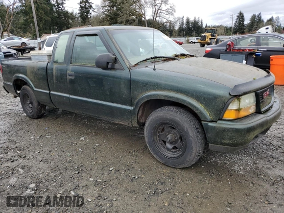 2001 GMC Sonoma SLS 1SF with VIN 1GTCS195218210808, listed as a Copart auction lot 52246115 with Not Provided miles and Clean Title. Bid and sale history available at carsss.com. Image 4.