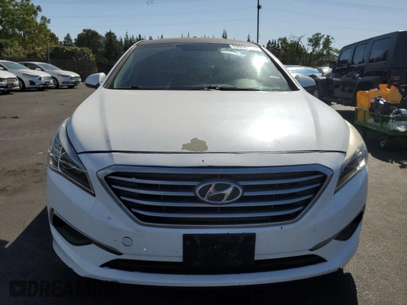 2016 Hyundai Sonata SE z VIN 5NPE24AF2GH348048, wystawiony jako Copart lot #59058185 z przebiegiem 137 605 mil mil oraz Czysty tytuł • Clean title. Historia ofert i sprzedaży dostępna na DreamBid. Obrazek 5.