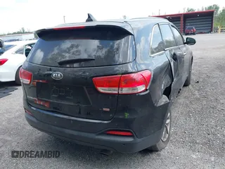 2017 Kia Sorento LX with VIN 5XYPGDA34HG293207, listed as a IAAI auction lot 42108117 with 187,998 mi miles and . Bid and sale history available at DreamBid. Image 17.