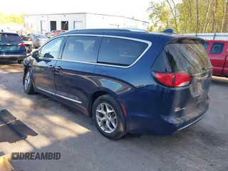 2018 Chrysler Pacifica Limited с VIN 2C4RC1GG9JR185650, выставлен на аукционе IAAI как лот 42225426 с пробегом 130 463 миль миль и . История ставок и продаж доступна на DreamBid. Изображение 3.