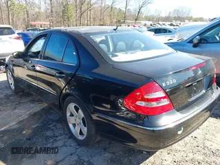 2005 Mercedes-Benz E-Class 3.2L with VIN WDBUF65J85A700806, listed as a IAAI auction lot 41585086 with 200,245 mi miles. Bid and sale history available at carsss.com. Image 14.