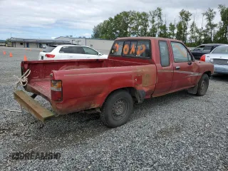 1992 Toyota Pickup DLX z VIN JT4RN93P4N5064218, wystawiony jako Copart lot #58095635 z przebiegiem 256 271 mil mil oraz Tytuł czysty. Historia ofert i sprzedaży dostępna na DreamBid. Obrazek 3.
