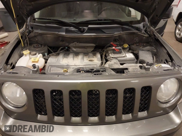 2014 Jeep Patriot Limited with VIN 1C4NJRCBXED546471, listed as a IAAI auction lot 41744915 with 113,691 mi miles and . Bid and sale history available at DreamBid. Image 10.