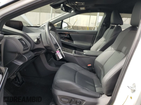 2023 Subaru Solterra Premium z VIN JTMABABA2PA003481, wystawiony jako Copart lot #77875784 z przebiegiem 8 522 mil mil oraz Szkoda całkowita • Salvage title. Historia ofert i sprzedaży dostępna na DreamBid. Obrazek 7.