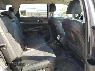 2022 Kia Sorento X-Line S z VIN 5XYRLDLC5NG085365, wystawiony jako Copart lot #53305855 z przebiegiem 45 128 mil mil oraz Szkody całkowita. Historia ofert i sprzedaży dostępna na DreamBid. Obrazek 11.