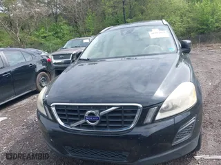 2013 Volvo XC60 3.2L with VIN YV4952DL3D2412221, listed as a IAAI auction lot 41891879 with 198,326 mi miles. Bid and sale history available at carsss.com. Image 6.