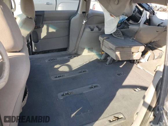 2010 Kia Sedona LX with VIN KNDMG4C35A6327132, listed as a Copart auction lot 75253624 with 271,405 mi miles and Salvage Title. Bid and sale history available at DreamBid. Image 11.
