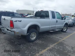 2000 Ford F-250 XL with VIN 1FTNX21F2YEE22107, listed as a IAAI auction lot 41928400 with 265,148 mi miles and . Bid and sale history available at DreamBid. Image 4.