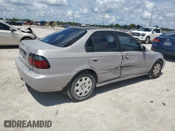 1998 Honda Civic DX with VIN 2HGEJ6626WH597949, listed as a Copart auction lot 71172154 with 158,081 mi miles and Salvage Title. Bid and sale history available at carsss.com. Image 3.