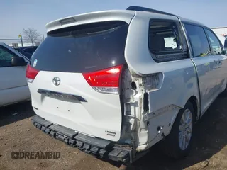 2011 Toyota Sienna XLE with VIN 5TDDK3DC4BS013416, listed as a IAAI auction lot 41933299 with 170,479 mi miles and . Bid and sale history available at DreamBid. Image 6.