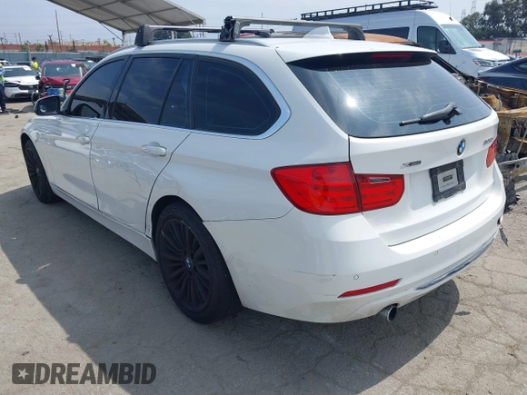 2014 BMW 3 Series 328d xDrive с VIN WBA3K5C50EKT33206, выставлен на аукционе IAAI как лот 42304444 с пробегом 142 918 миль миль и . История ставок и продаж доступна на DreamBid. Изображение 3.