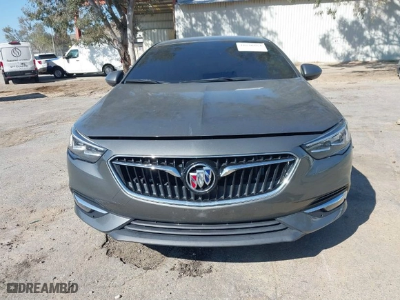 2018 Buick Regal Sportback Essence with VIN W04GP6SX0J1061989, listed as a IAAI auction lot 41640164 with NaN miles. Bid and sale history available at carsss.com. Image 12.