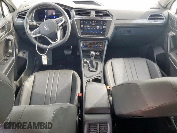 2022 Volkswagen Tiguan SE with VIN 3VV3B7AX5NM172462, listed as a Copart auction lot 53731295 with 48,138 mi miles and Salvage Title. Bid and sale history available at DreamBid. Image 8.