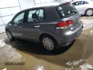 2010 Volkswagen Golf с VIN WVWDB7AJ3AW163879, выставлен на аукционе Copart как лот 44645455 с пробегом 61 139 миль миль и Списание • Salvage title. История ставок и продаж доступна на DreamBid. Изображение 2.