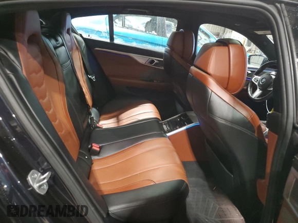 2022 BMW 8 Series 840i with VIN WBAGV4C08NCJ12339, listed as a Copart auction lot 86587434 with 35,106 mi miles and Salvage title. Bid and sale history available at DreamBid. Image 10.