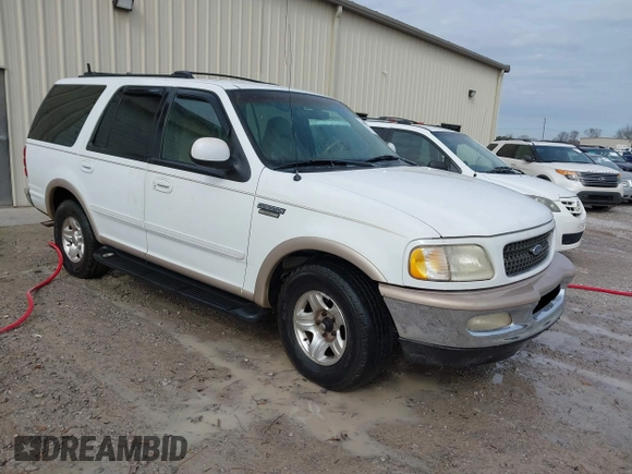 1998 Ford Expedition XLT with VIN 1FMRU1766WLC18376, listed as a IAAI auction lot 41538576 with 176,079 mi miles. Bid and sale history available at carsss.com. Image 1.
