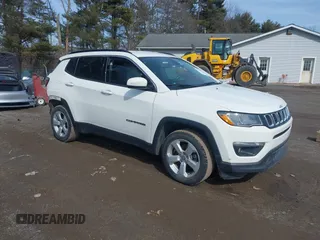 2019 Jeep Compass Altitude z VIN 3C4NJCBB5KT855205, wystawiony jako IAAI lot #41675738 z przebiegiem 107 008 mil mil oraz . Historia ofert i sprzedaży dostępna na DreamBid. Obrazek 1.