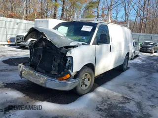 2008 Chevrolet Express Cargo Van with VIN 1GCGG25C581129690, listed as a IAAI auction lot 41541035 with 328,651 mi miles. Bid and sale history available at carsss.com. Image 2.