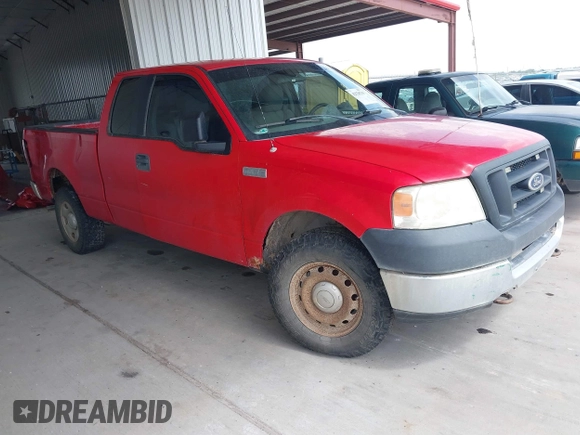 2005 Ford F-150 STX z VIN 1FTRX14W05NB95907, wystawiony jako IAAI lot #42520718 z przebiegiem 137 717 mil mil oraz . Historia ofert i sprzedaży dostępna na DreamBid. Obrazek 1.