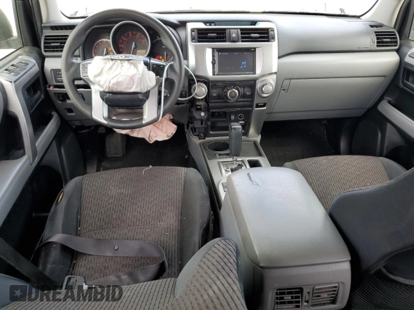2012 Toyota 4Runner SR5 z VIN JTEZU5JR9C5043602, wystawiony jako Copart lot #51217145 z przebiegiem 233 927 mil mil oraz Szkoda całkowita • Salvage title. Historia ofert i sprzedaży dostępna na DreamBid. Obrazek 8.