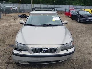 2002 Volvo V70 with VIN YV1SW58DX21185421, listed as a IAAI auction lot 42297772 with 176,460 mi miles and . Bid and sale history available at DreamBid. Image 12.