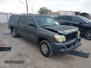 2010 Toyota Tacoma z VIN 5TETX4CN2AZ694540, wystawiony jako IAAI lot #41732184 z przebiegiem 163 956 mil mil oraz . Historia ofert i sprzedaży dostępna na DreamBid. Obrazek 1.
