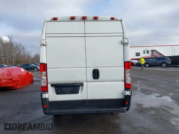 2014 Ram ProMaster Cargo with VIN 3C6URVJG1EE117303, listed as a IAAI auction lot 41498073 with 132,201 mi miles and . Bid and sale history available at DreamBid. Image 16.