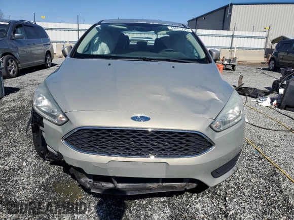 2016 Ford Focus SE with VIN 1FADP3F23GL266005, listed as a Copart auction lot 46861205 with 153,121 mi miles and Salvage Title. Bid and sale history available at carsss.com. Image 5.