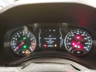 2017 Jeep Renegade Latitude with VIN ZACCJBBBXHPE75052, listed as a IAAI auction lot 41478966 with 100,663 mi miles. Bid and sale history available at carsss.com. Image 7.