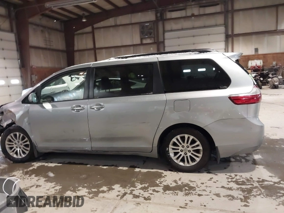 2017 Toyota Sienna XLE Auto Access Seat with VIN 5TDYZ3DC8HS769921, listed as a IAAI auction lot 41237055 with 152,509 mi miles and . Bid and sale history available at DreamBid. Image 15.