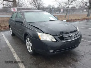 2007 Toyota Avalon XL with VIN 4T1BK36B67U225972, listed as a IAAI auction lot 41475853 with 206,261 mi miles. Bid and sale history available at carsss.com. Image 1.