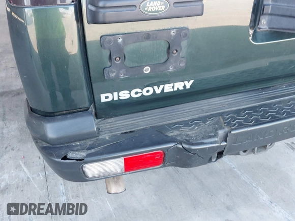2003 Land Rover Discovery SE z VIN SALTW16413A785633, wystawiony jako IAAI lot #42196601 z przebiegiem 128 864 mil mil oraz . Historia ofert i sprzedaży dostępna na DreamBid. Obrazek 6.