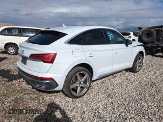 2021 Audi SQ5 Sportback Premium with VIN WA114AFY7M2081188, listed as a Copart auction lot 45051835 with 26,879 mi miles and Salvage Title. Bid and sale history available at DreamBid. Image 3.