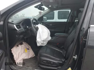 2020 GMC Acadia SLT with VIN 1GKKNMLS7LZ192276, listed as a IAAI auction lot 41923713 with 116,242 mi miles and . Bid and sale history available at DreamBid. Image 14.