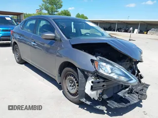 2017 Nissan Sentra S z VIN 3N1AB7AP8HY318469, wystawiony jako IAAI lot #42591789 z przebiegiem 89 666 mil mil oraz . Historia ofert i sprzedaży dostępna na DreamBid. Obrazek 1.